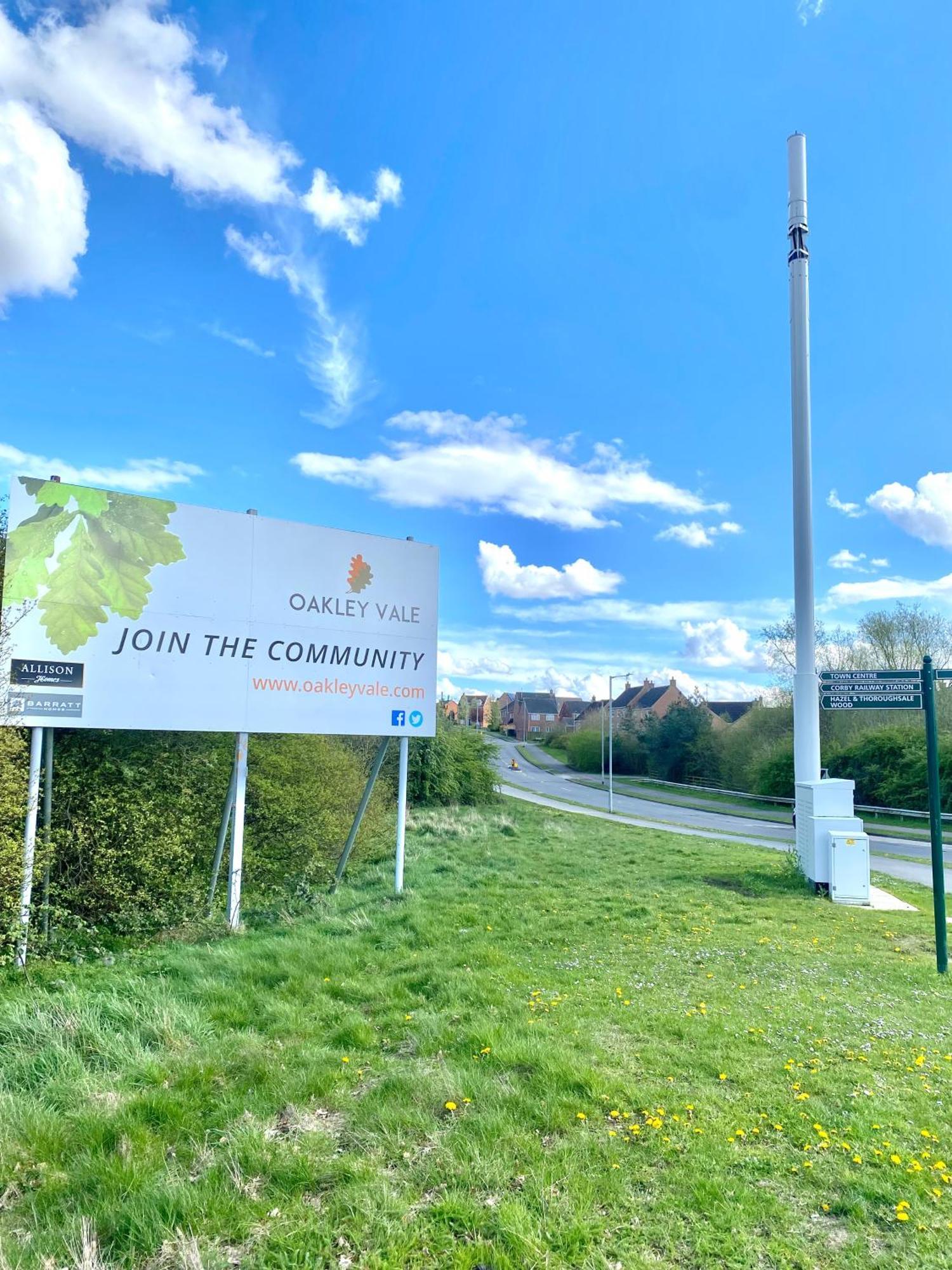 Free Private Parking! Oakley House And Garden! Fully Equipped 4 Comfy Beds Corby